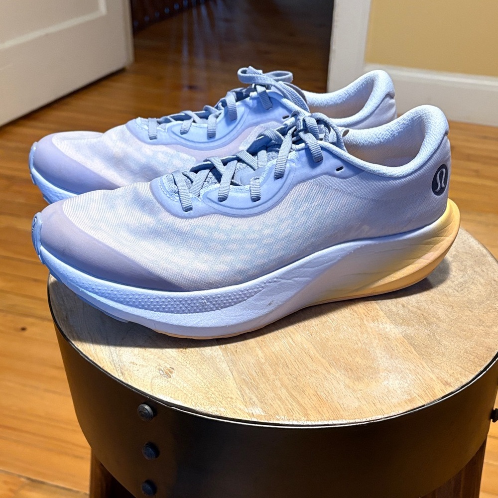 Lululemon Split Shift running shoes - image 4